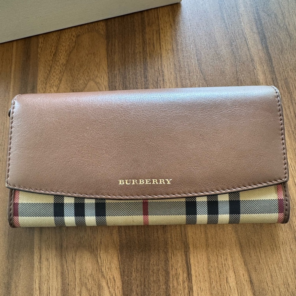 Burberry Bifold Long Wallet
